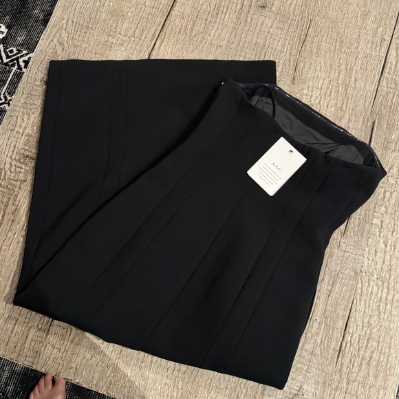 ALC Elizabeth Strapless Midi Dress in Black. - Picture 6 of 10